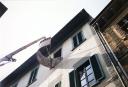 Il trasloco degli affreschi del tabernacolo della Visitazione - Nei locali nella Biblioteca di Castelfiorentino (anni Ottanta)